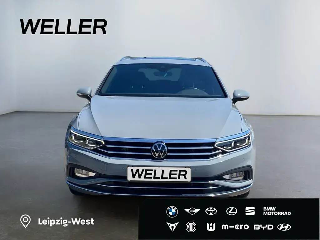 Gebraucht VW Passat Elegance 150 PS (110 kW) 2024 Grau Kombi
