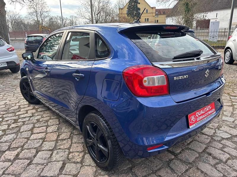 Gebraucht Suzuki Baleno 90 PS (66 kW) 2017 Urban blue perl. Kleinwagen