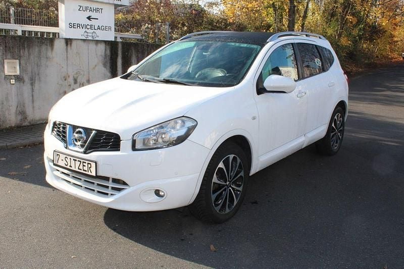 Weiß Gebraucht 2011 Nissan Qashqai +2 Tekna SUV | 7.800 € (Fairer Preis) - Bild 1/4
