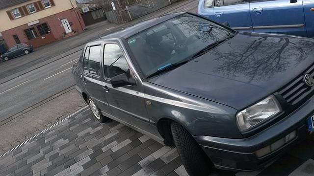 Gebraucht VW Vento 101 PS (74 kW) 1997 Grün metallic Limousine