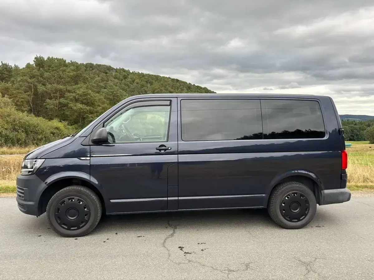 Gebraucht VW Transporter 114 PS (83 kW) 2019 Blau Van