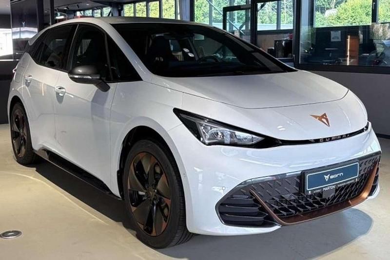 Gebraucht Cupra Born 169 kW (231 PS) 2024 Weiß Kleinwagen