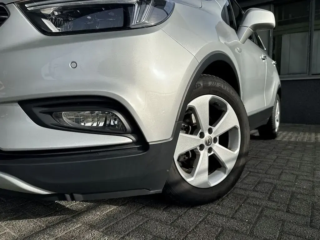 Gebraucht Opel Mokka Innovation 140 PS (102 kW) 2018 M2) (silber SUV