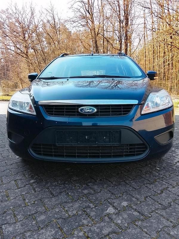 Gebraucht Ford Focus 109 PS (80 kW) 2011 Blau Kombi