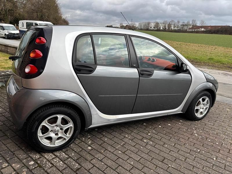 Usata Smart ForFour 95 CV (69 kW) 2004 Grigio Utilitaria
