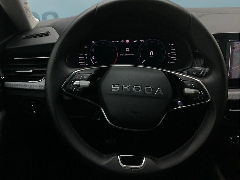 Gebraucht Skoda Scala 150 PS (110 kW) 2025 Schwarz Kleinwagen