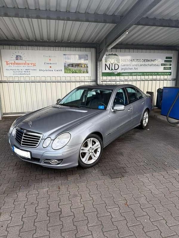 Gebraucht Mercedes E280 Avantgarde 190 PS (139 kW) 2009 Limousine