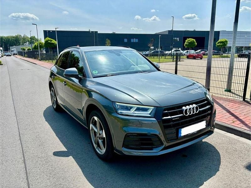 Gebraucht Audi Q5 S-Line 252 PS (185 kW) 2020 Grau SUV