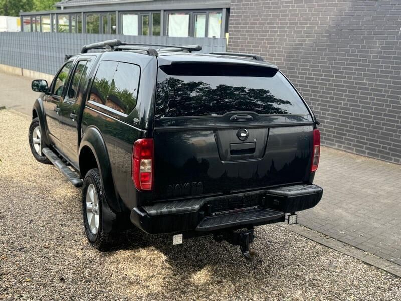 Gebraucht Nissan Navara 171 PS (125 kW) 2007 Schwarz Pickup