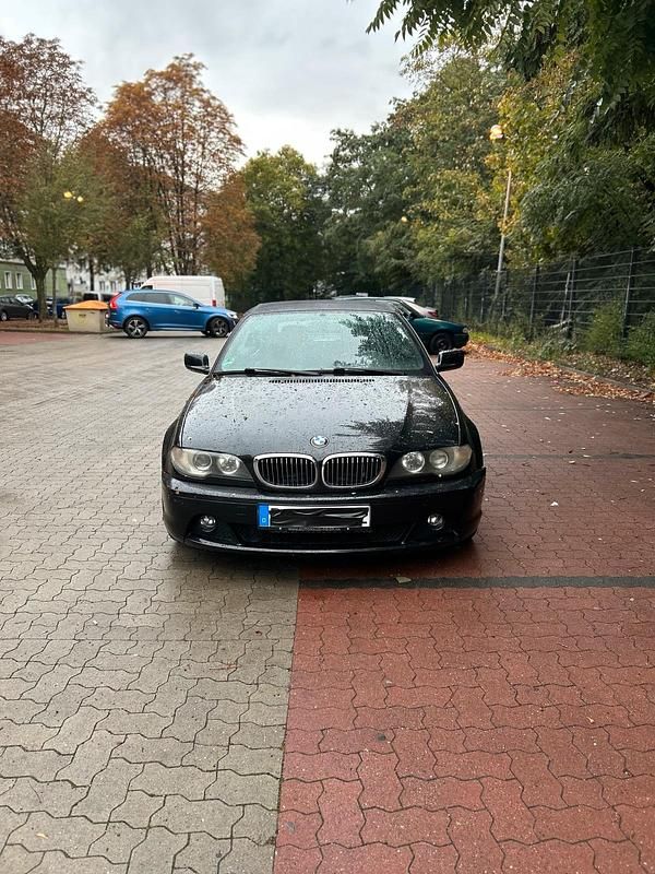 Gebraucht BMW 320 Cabriolet 170 PS (125 kW) 2004 Schwarz Cabrio