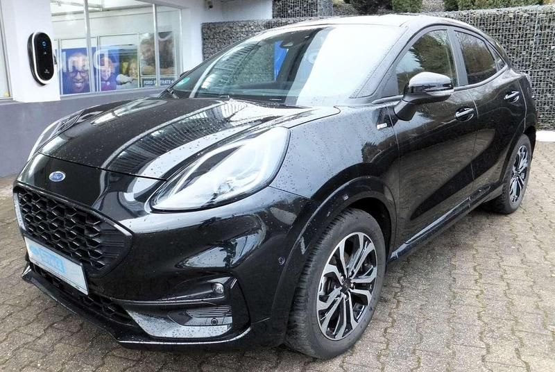 Obsidianschwarz metallic Gebraucht 2022 Ford Puma ST-Line X SUV | 19.490 € (Fairer Preis) - Bild 1/4