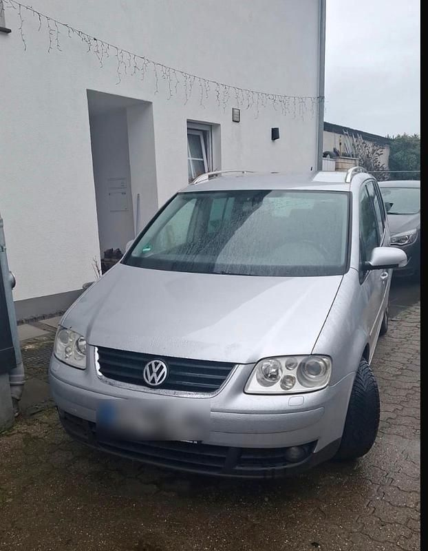 Gebraucht VW Touran 119 PS (87 kW) 2004 Silber Van / Kleinbus