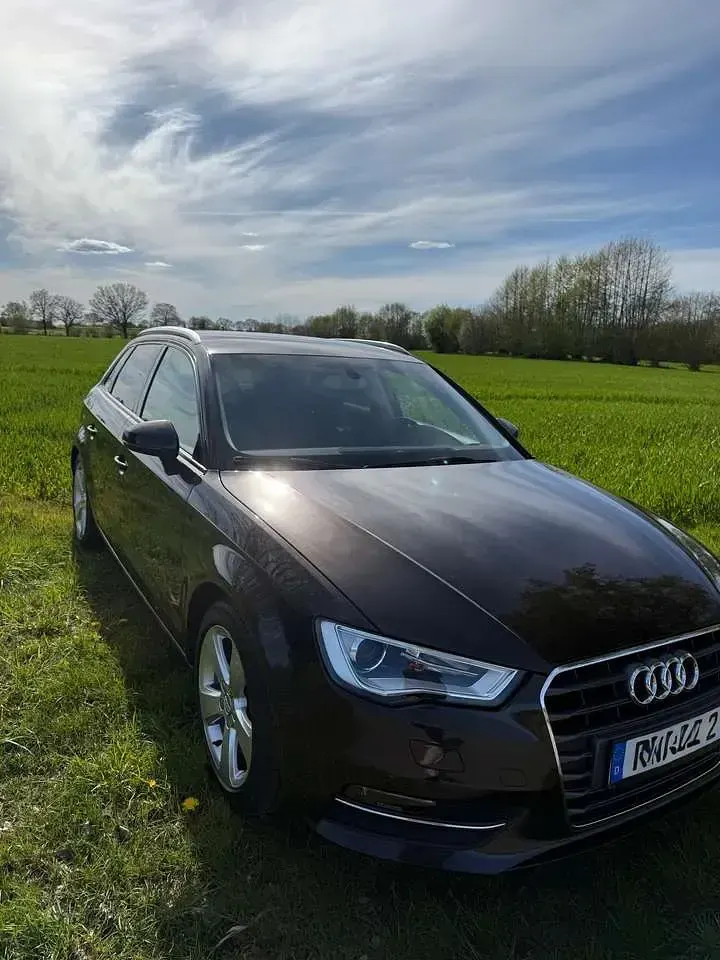 Gebraucht Audi A3 Ambition 150 PS (110 kW) 2015 Braun Kombi