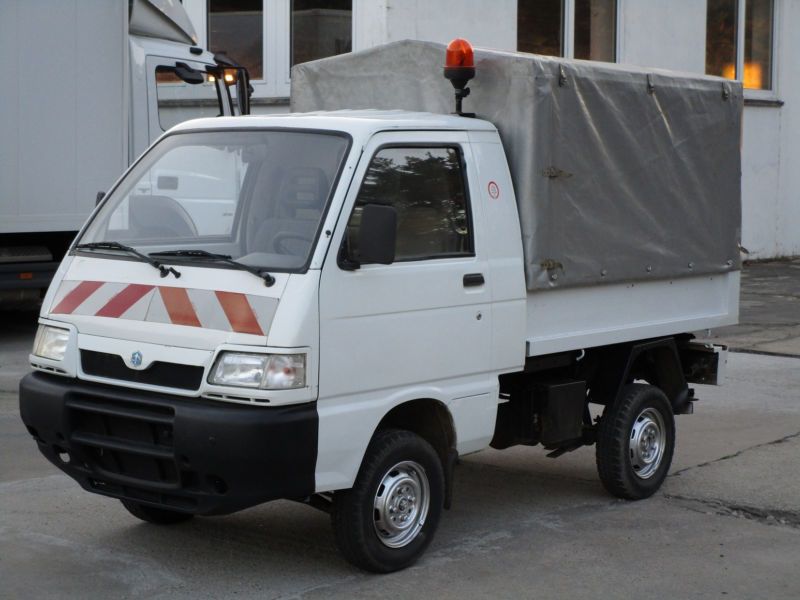 Verkauft Piaggio Porter Pfau Unijet 1,., gebraucht 2001, 82.400 km in