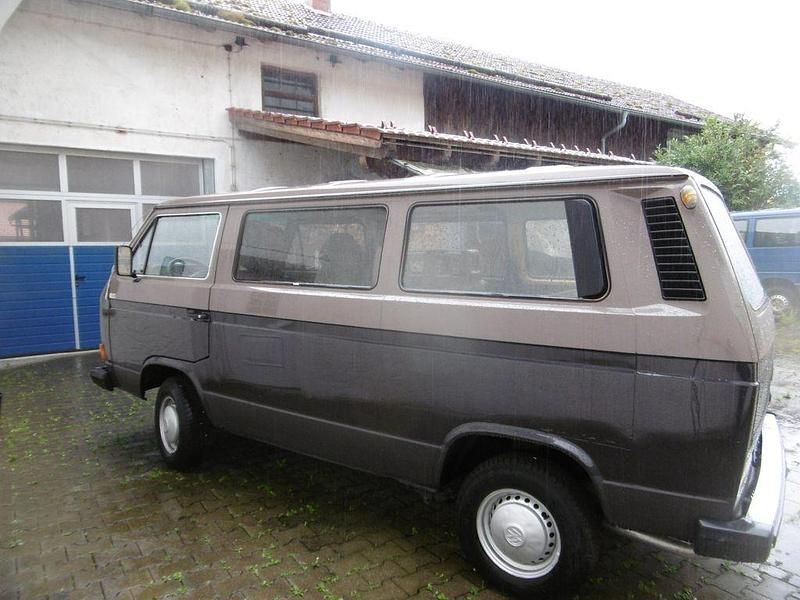 Gebraucht VW T3 69 PS (50 kW) 1989 Braun Van