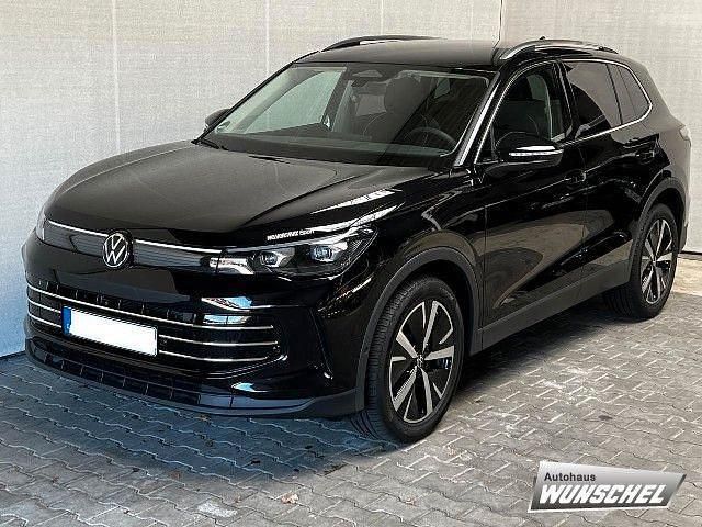 Schwarz Gebraucht 2024 VW Tiguan Elegance SUV | 44.975 € - Bild 1/4
