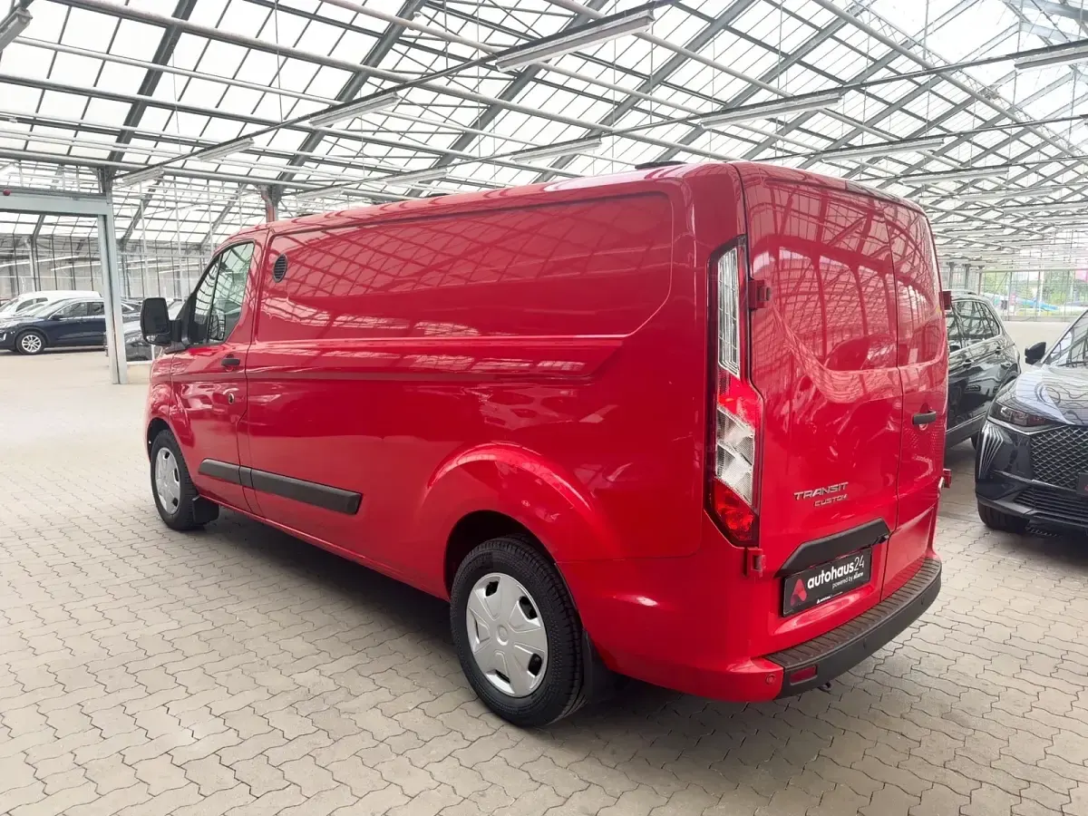 Gebraucht Ford Transit Custom Trend 131 PS (96 kW) 2022 Rot Van