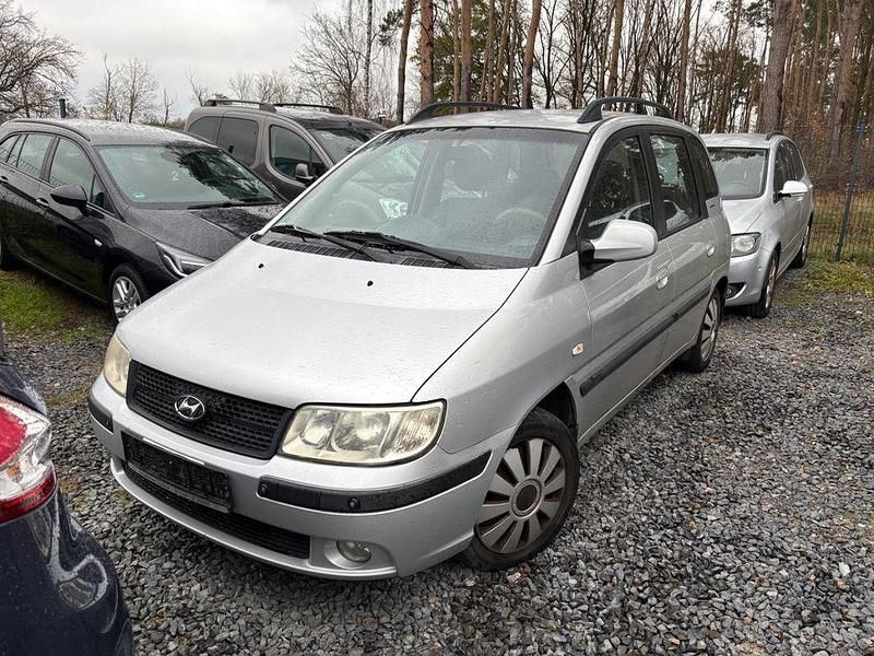 Grau Gebraucht 2007 Hyundai Matrix GLS Van / Kleinbus | 1.200 € (Superpreis) - Bild 1/4