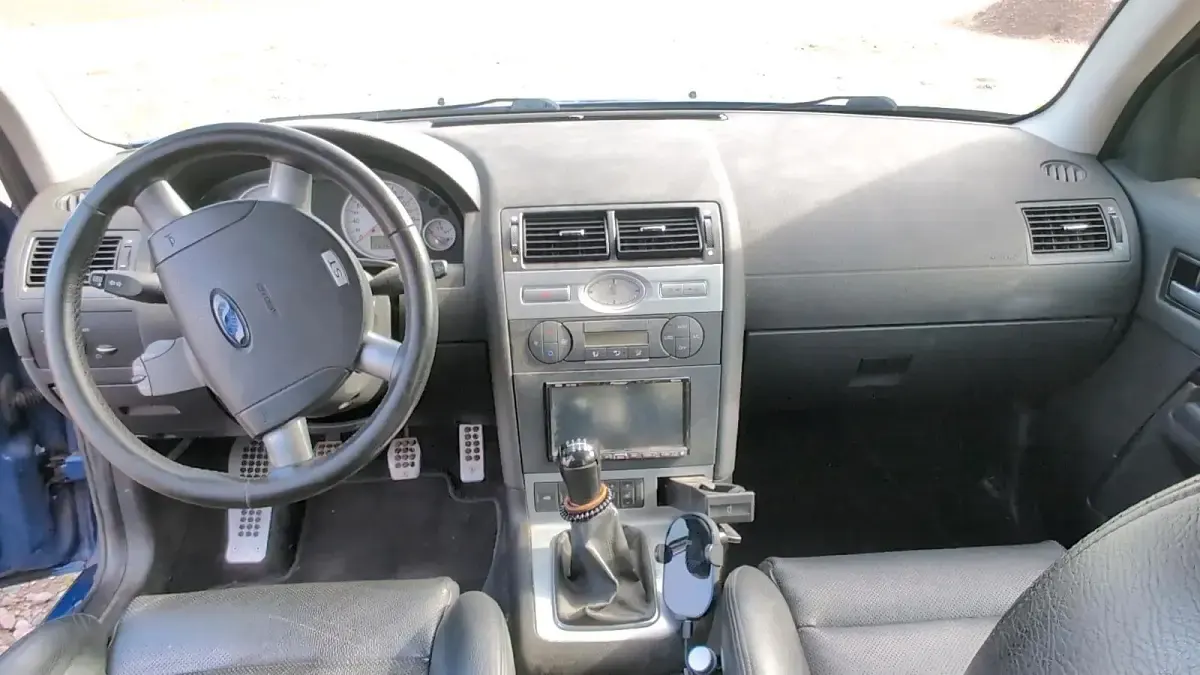 Gebraucht Ford Mondeo ST 226 PS (166 kW) 2004 Kombi