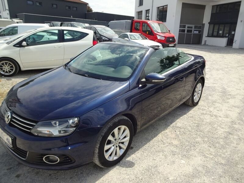 Blau Gebraucht 2012 VW Eos Cabrio | 5.990 € (Guter Preis) - Bild 1/4