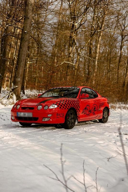 Gebraucht Hyundai Coupé 139 PS (102 kW) 2000 Rot Coupé