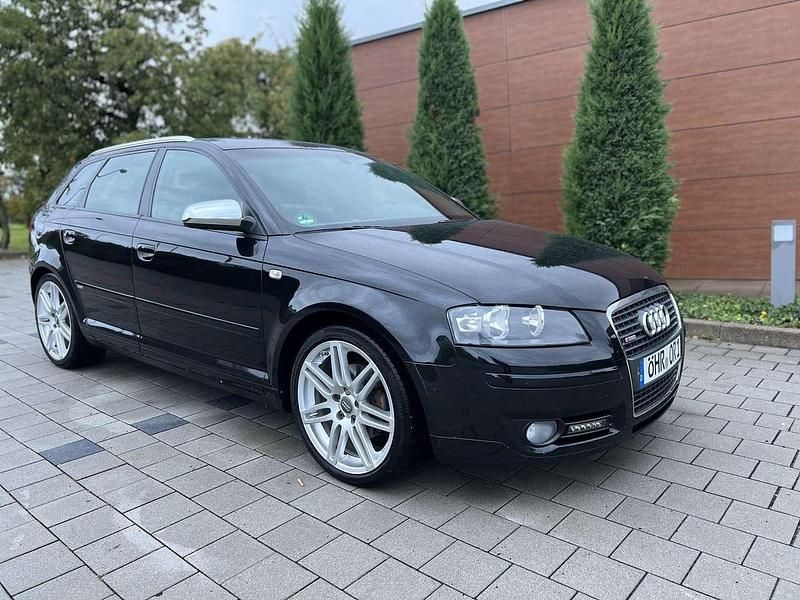 Phantomschwarz perleffekt Gebraucht 2009 Audi A3 S-Line Kleinwagen | 5.390 € (Guter Preis) - Bild 1/4