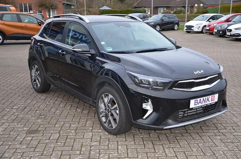 Gebraucht Kia Stonic 101 PS (74 kW) 2024 Schwarz SUV
