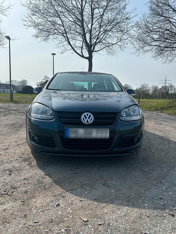 Gebraucht VW Golf V 102 PS (75 kW) 2008 Blau Kleinwagen