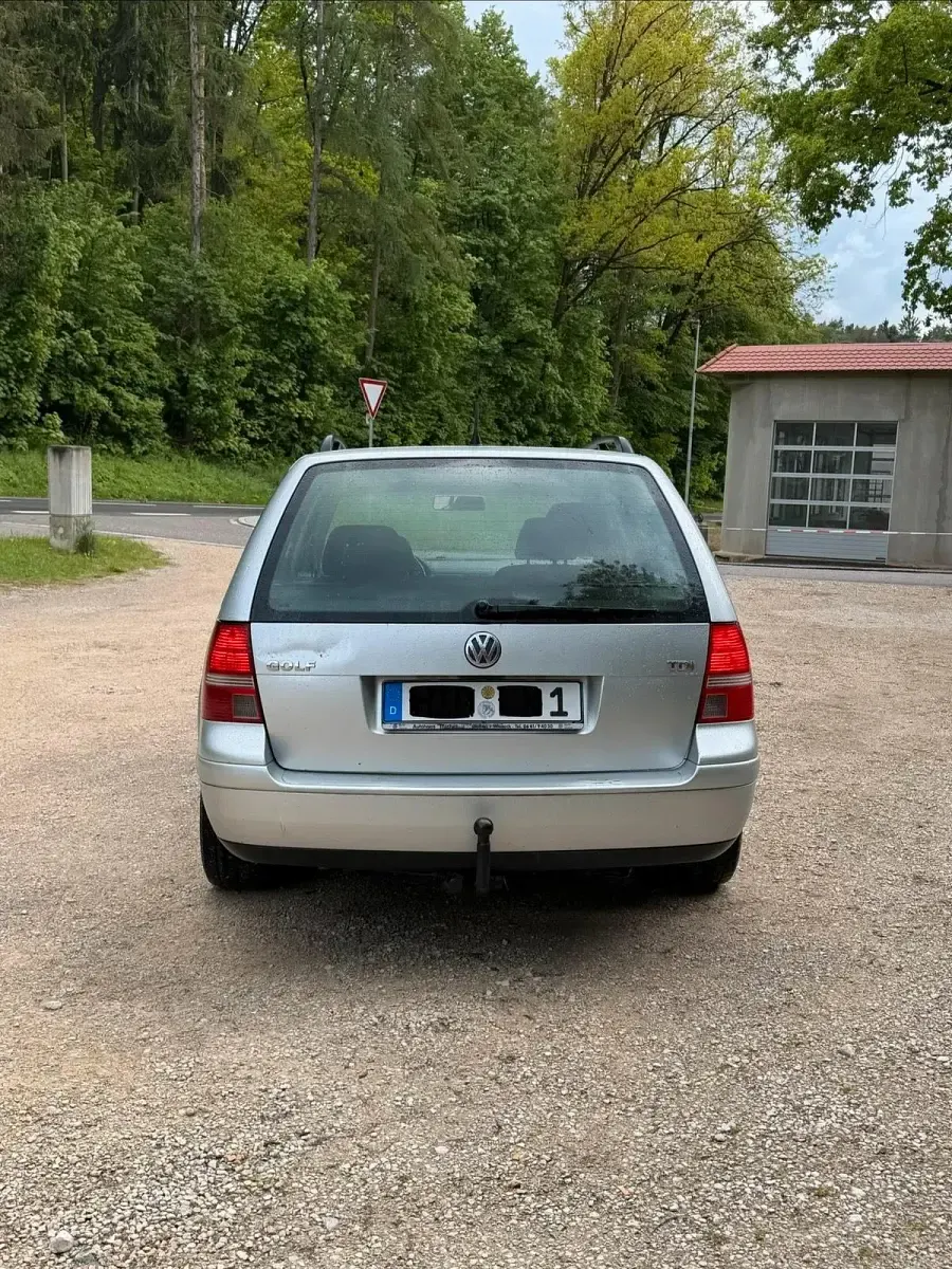 Gebraucht VW Golf IV Pacific 101 PS (74 kW) 2003 Silber Kombi