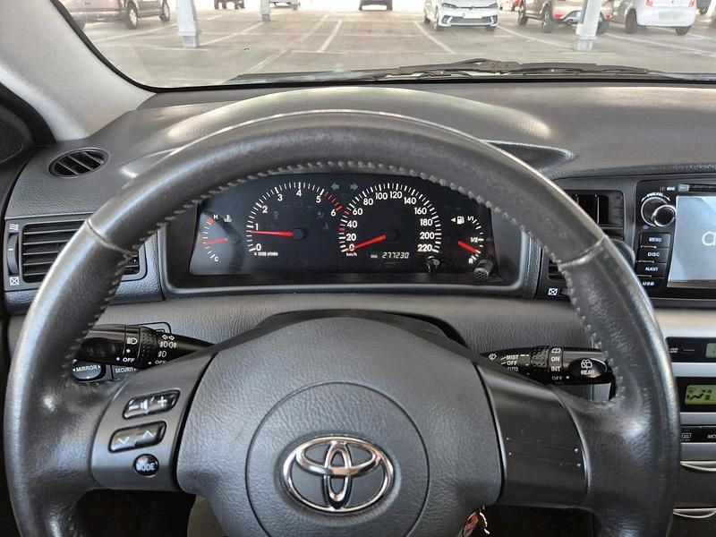 Gebraucht Toyota Corolla 116 PS (85 kW) 2005 Grau Limousine