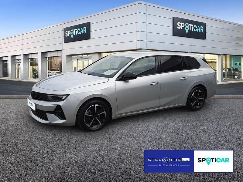 Gebraucht Opel Astra 131 PS (96 kW) 2024 Grau Kombi