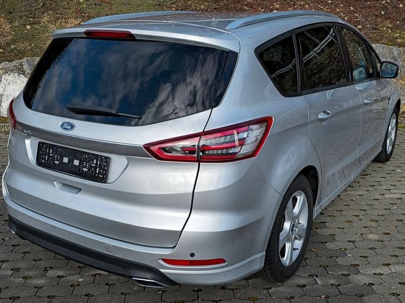 Gebraucht Ford S-MAX S 179 PS (131 kW) 2015 Silber Van / Kleinbus