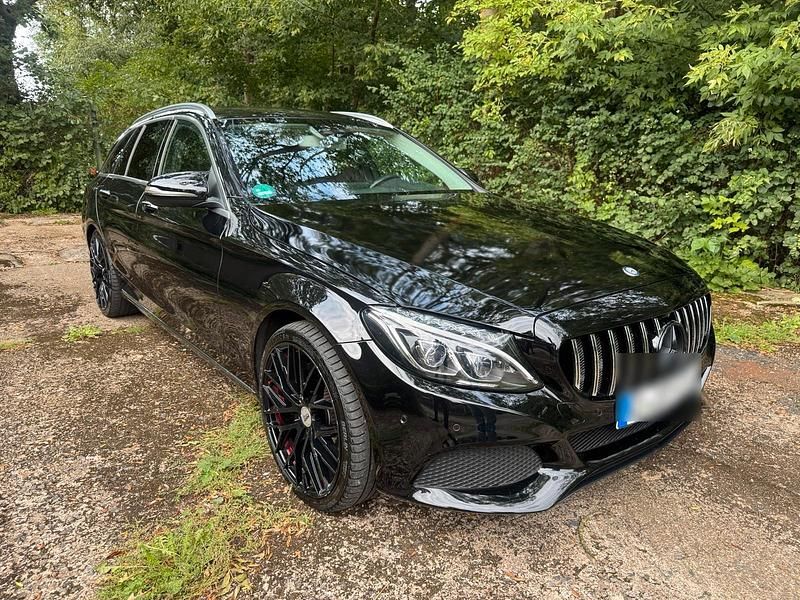 Schwarz Gebraucht 2015 Mercedes C250 Kombi | 15.499 € (Fairer Preis) - Bild 1/4