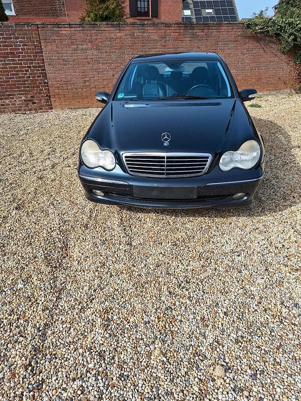 Gebraucht Mercedes C240 170 PS (125 kW) 2000 Blau Limousine