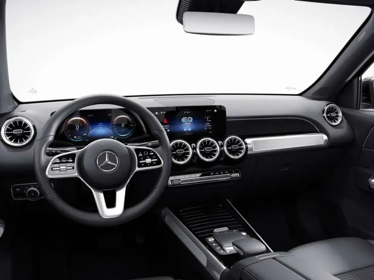 Gebraucht Mercedes EQB300 Progressive 167 kW (228 PS) 2022 Nachtschwarz uni SUV