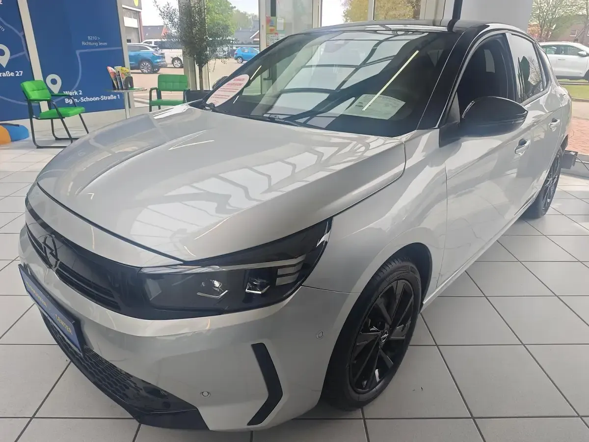 Gebraucht Opel Corsa 101 PS (74 kW) 2024 Silber Kleinwagen