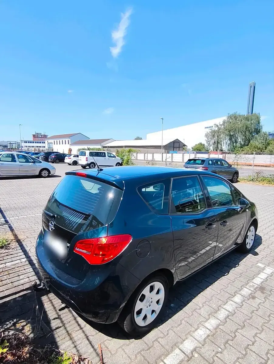 Gebraucht Opel Meriva 101 PS (74 kW) 2016 Grün Van / Kleinbus