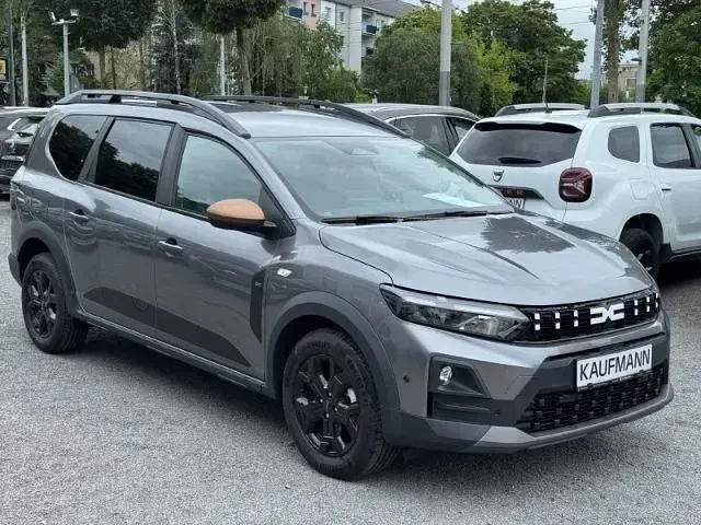 Neu Dacia Jogger Extreme 110 PS (80 kW) 2025 Dolomitgrau Van / Kleinbus