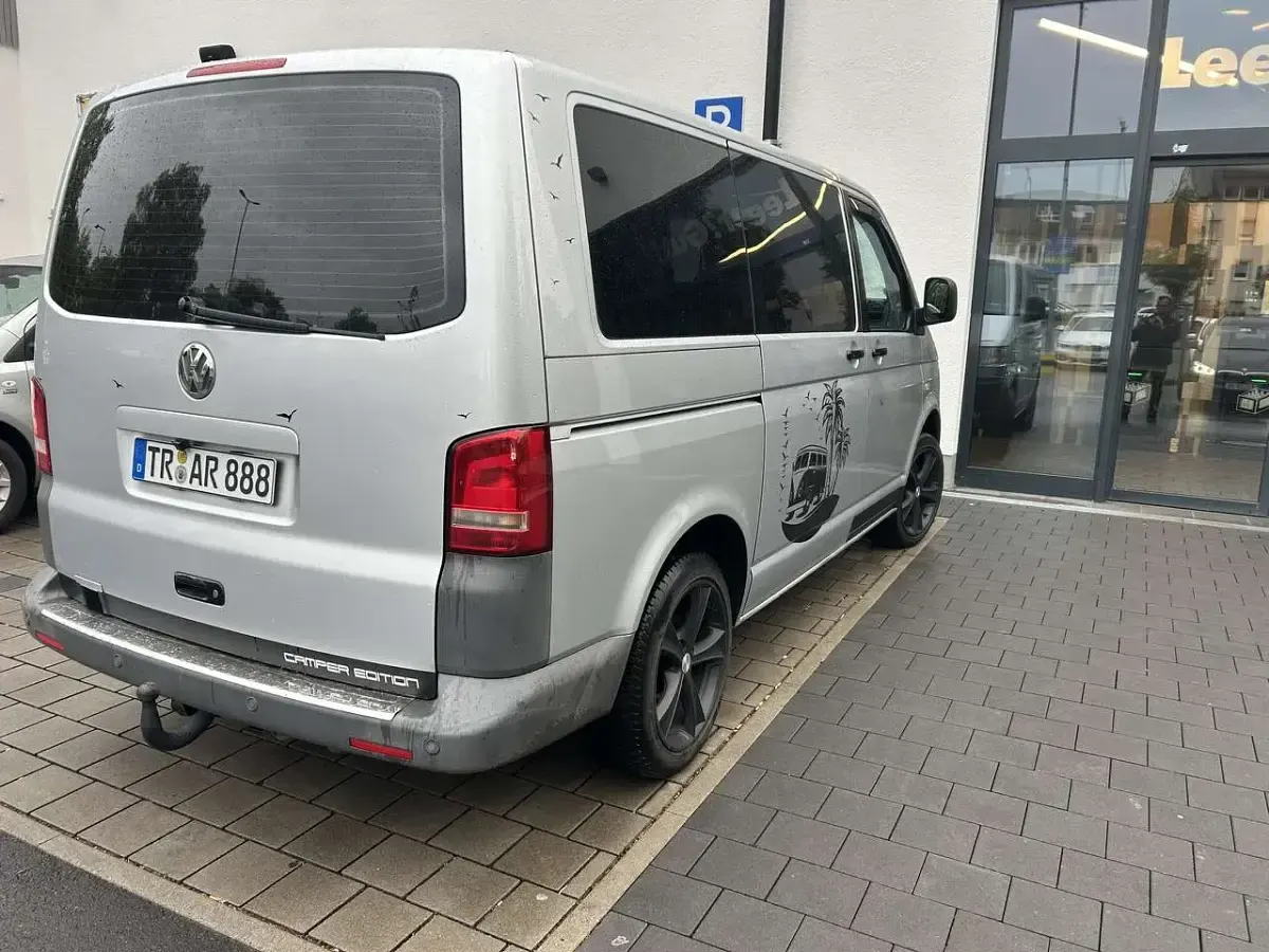 Gebraucht VW Caravelle 131 PS (96 kW) 2006 Silber Van
