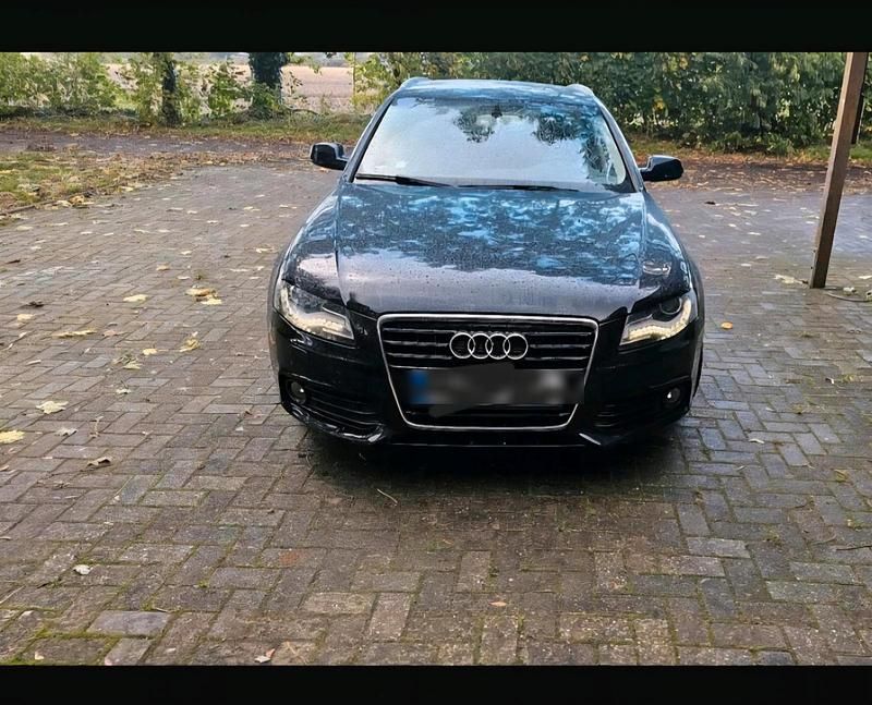 Schwarz Gebraucht 2011 Audi A4 Kombi | 4.950 € (Superpreis) - Bild 1/4
