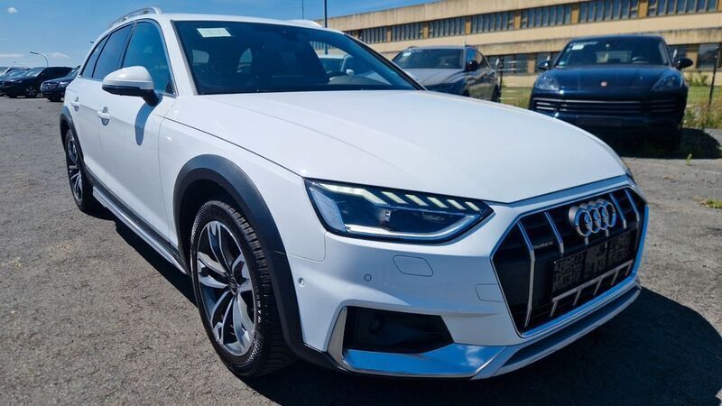 Weiß Gebraucht 2023 Audi A4 Allroad Sport Kombi | 31.499 € (Fairer Preis) - Bild 1/4