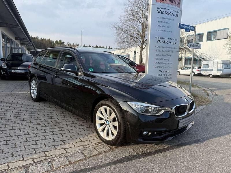Gebraucht BMW 330 Advantage 258 PS (189 kW) 2018 Schwarz ii Kombi