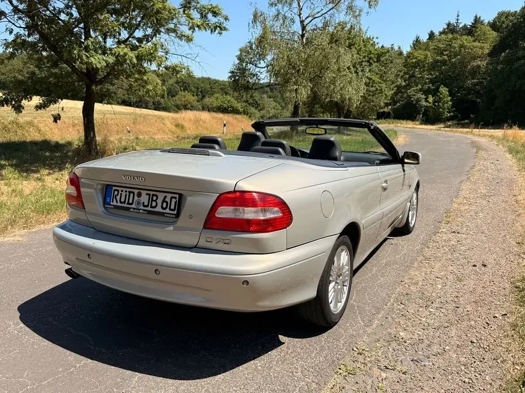 Gebraucht Volvo C70 163 PS (119 kW) 2005 Silber Cabrio