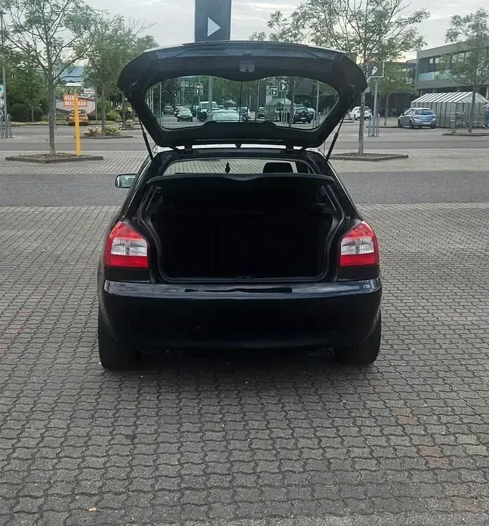 Gebraucht Audi A3 Ambition 102 PS (75 kW) 2003 Schwarz Kleinwagen