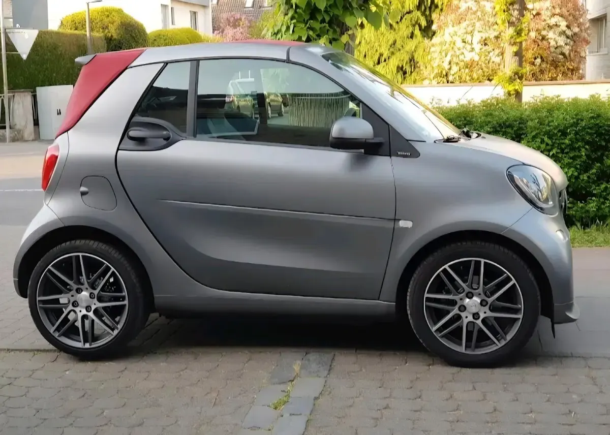 Gebraucht Smart ForTwo Cabrio Brabus 125 PS (91 kW) 2017 Silber Cabrio