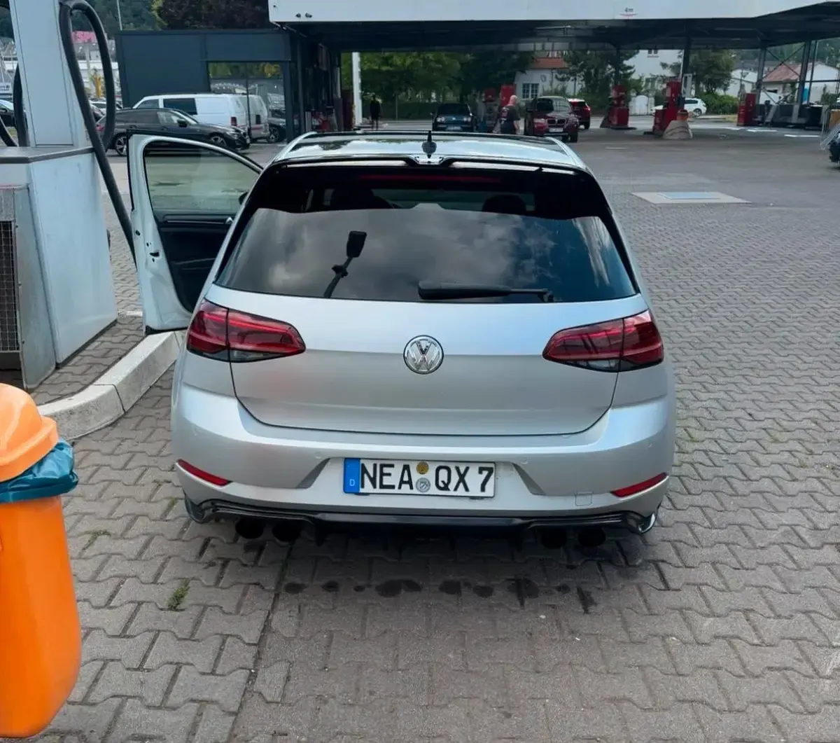 Gebraucht VW Golf VII R 310 PS (228 kW) 2017 Silber Limousine
