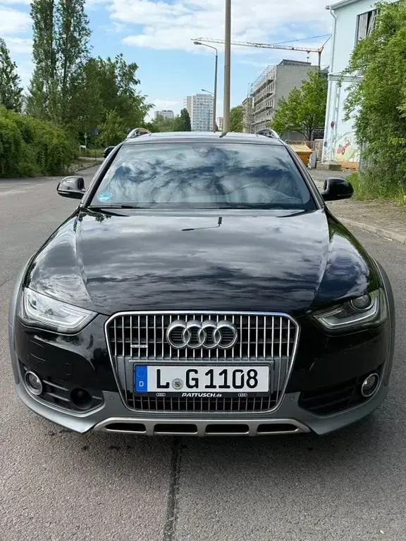 Gebraucht Audi A4 Allroad 177 PS (130 kW) 2014 Schwarz Kombi