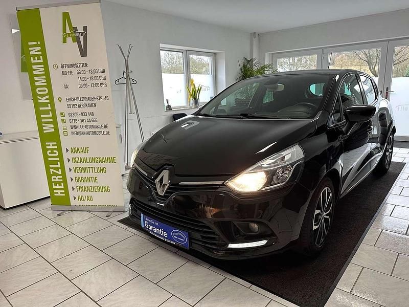 Sternenschwarz Gebraucht 2018 Renault Clio IV Expression Kleinwagen | 5.990 € - Bild 1/4