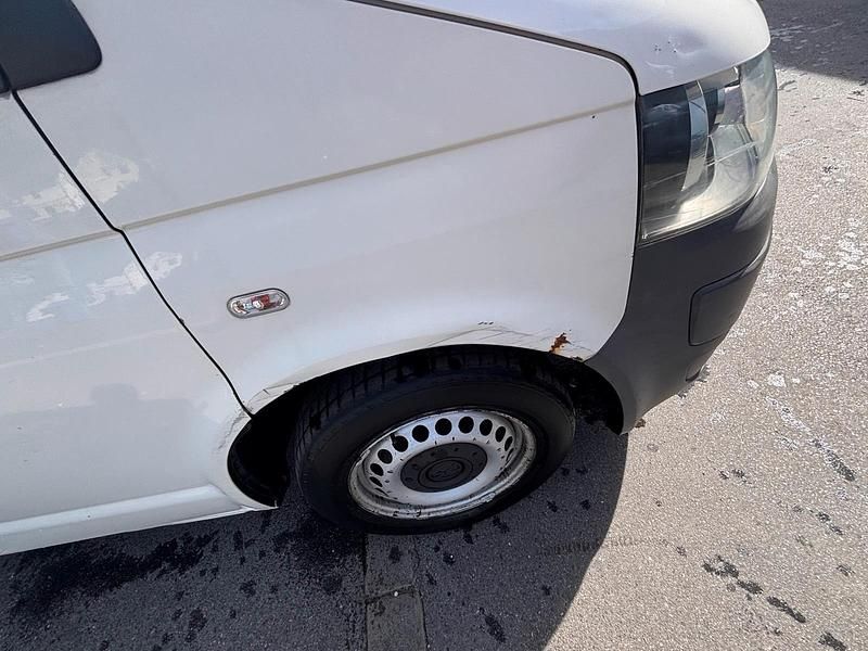 Gebraucht VW Transporter 105 PS (77 kW) 2011 Van