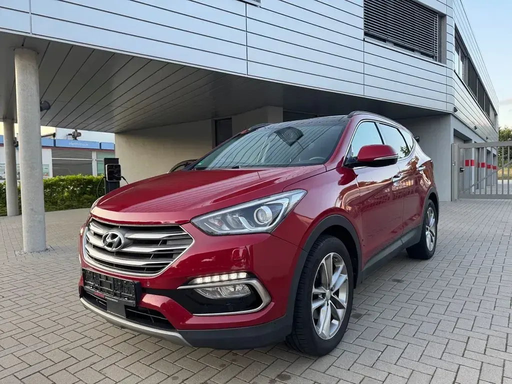 Gebraucht Hyundai Santa Fe Premium 200 PS (147 kW) 2017 Rot SUV